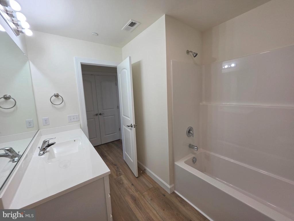214 Chandler Street - Photo 25