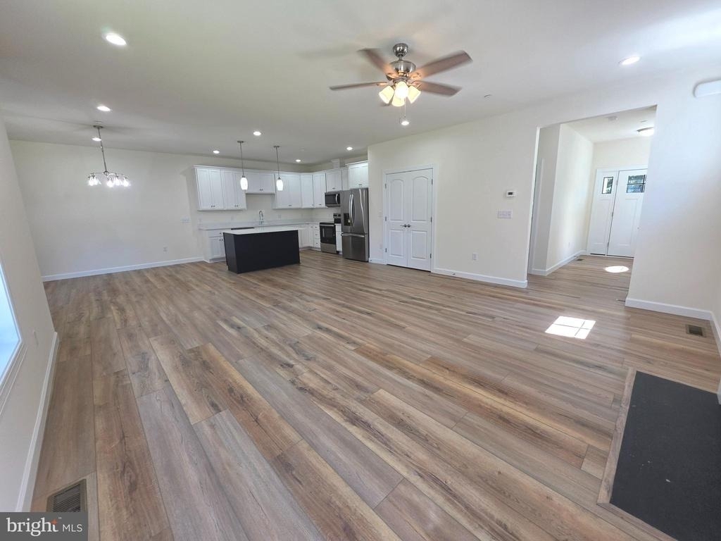 214 Chandler Street - Photo 12