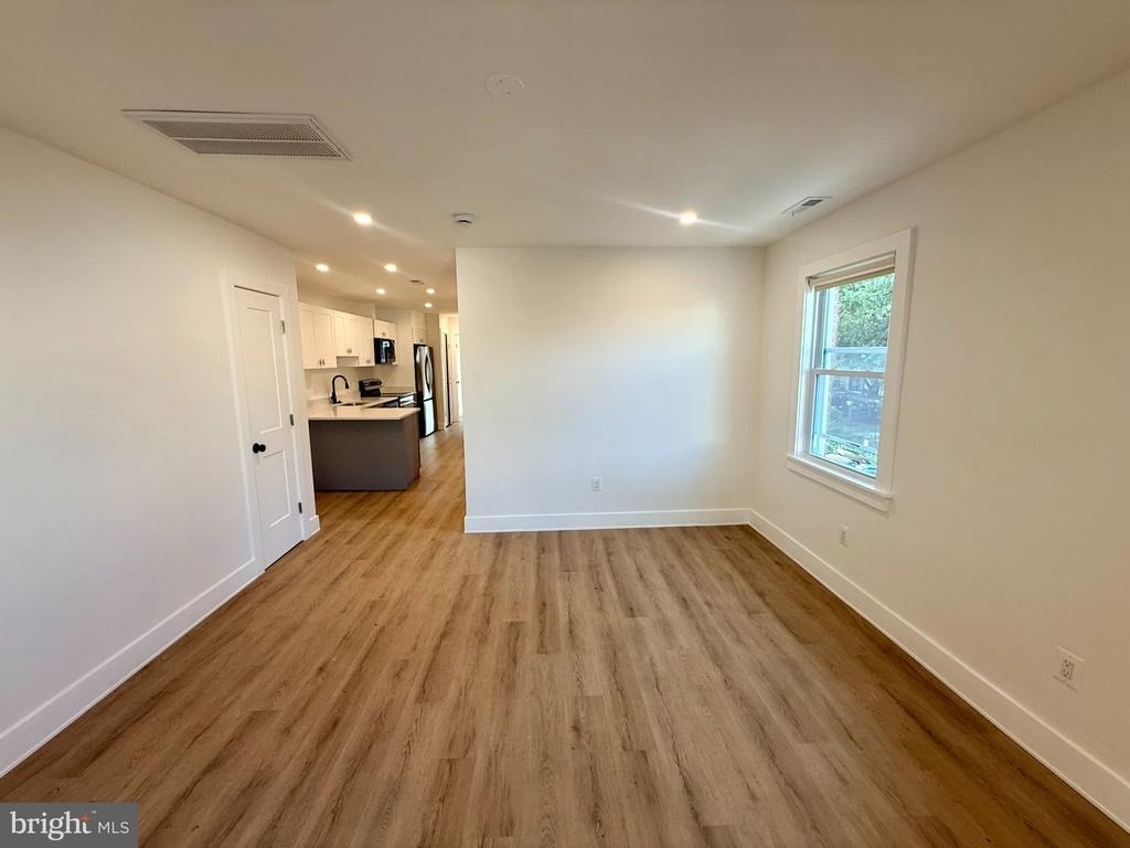 2920 8th Street Ne - Photo 1