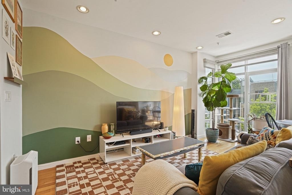 435 R Street Nw - Photo 4