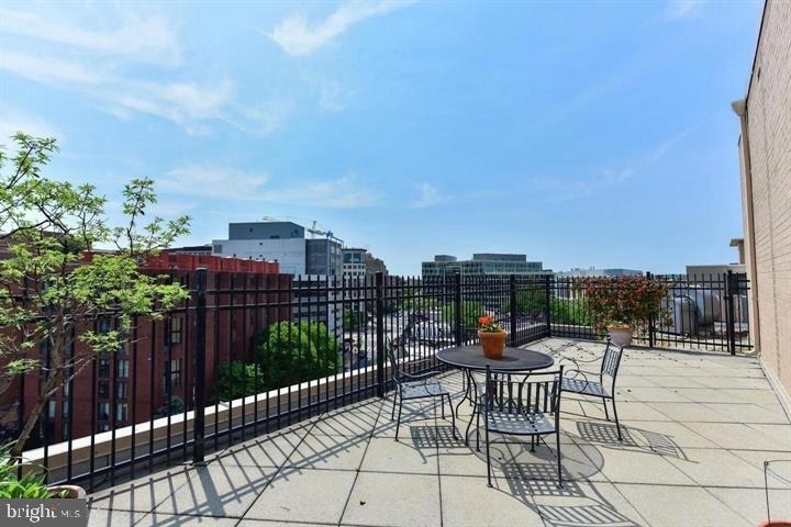 2201 L Street Nw - Photo 24