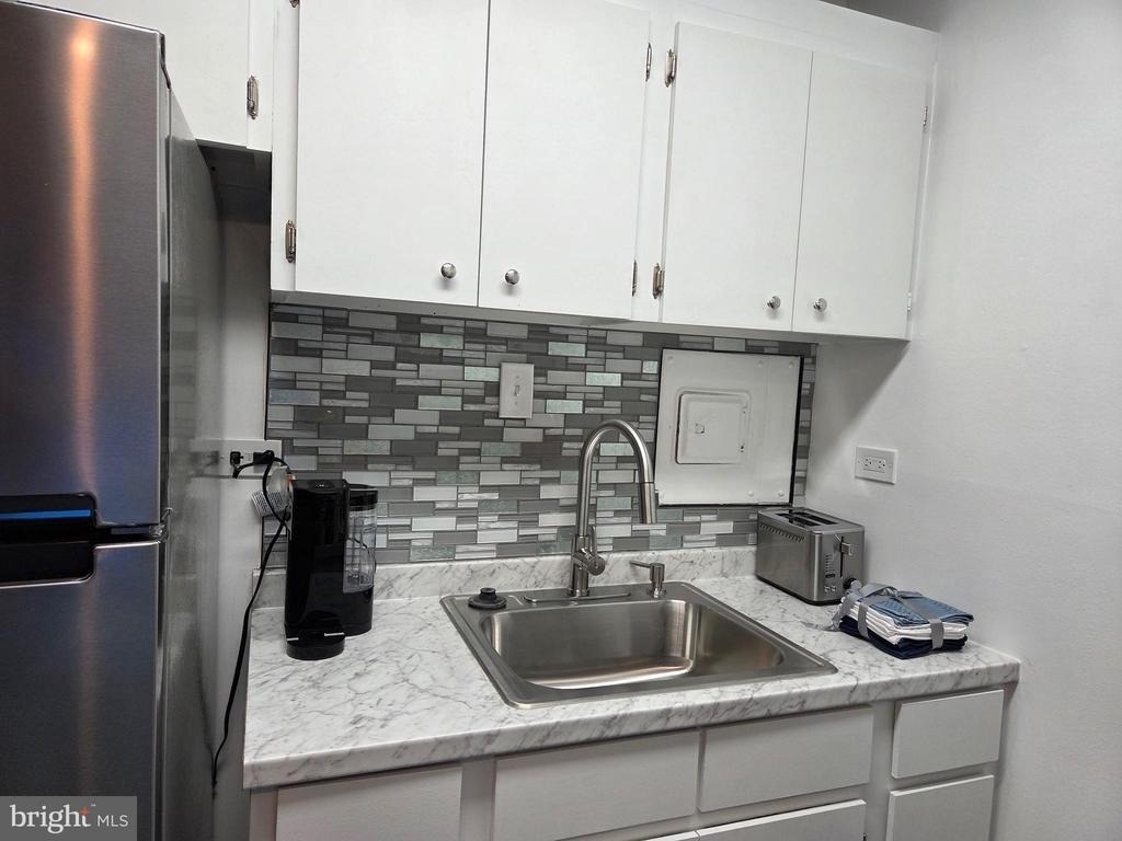 2201 L Street Nw - Photo 9