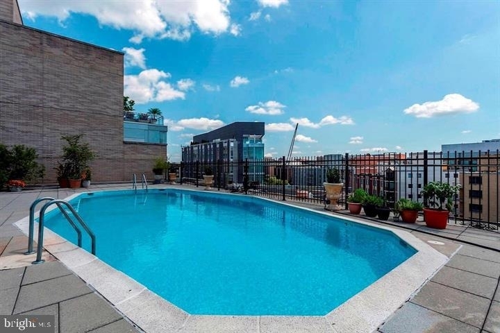 2201 L Street Nw - Photo 22