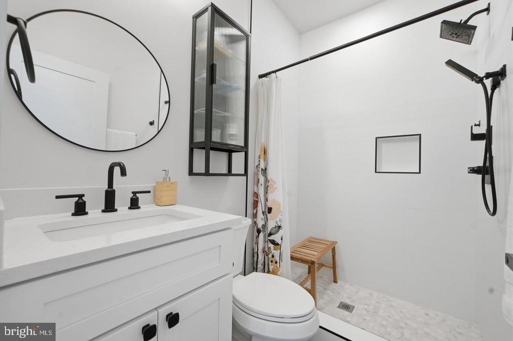 623 Kennedy Street Nw - Photo 23