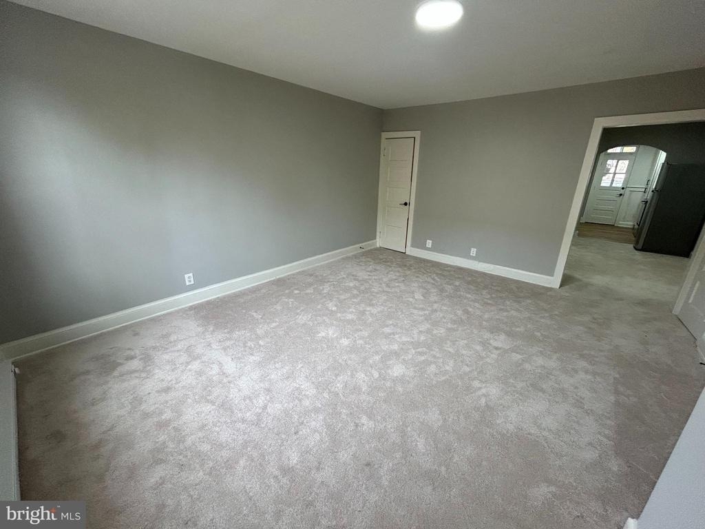 1630 16th Street Se - Photo 5