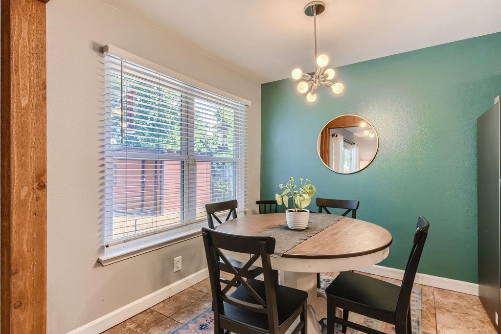 9639 Newfoundland Cir - Photo 10