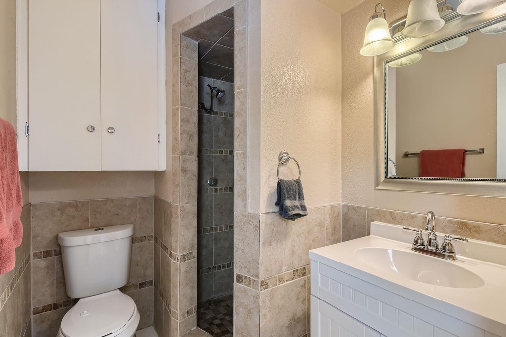 9639 Newfoundland Cir - Photo 16