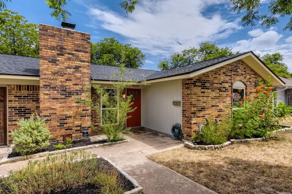 9639 Newfoundland Cir - Photo 4