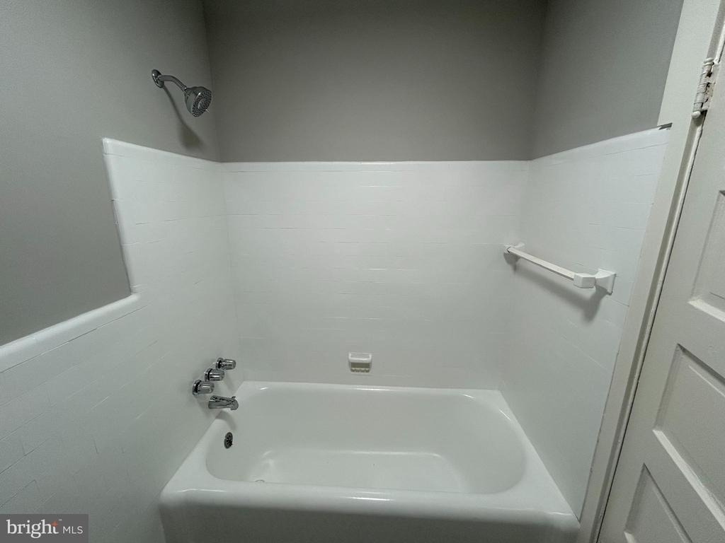 1630 16th Street Se - Photo 13