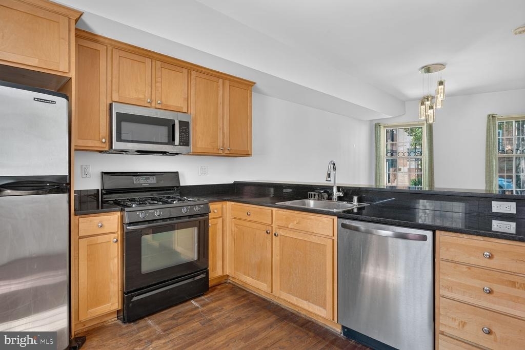 1408 Florida Avenue Nw - Photo 6