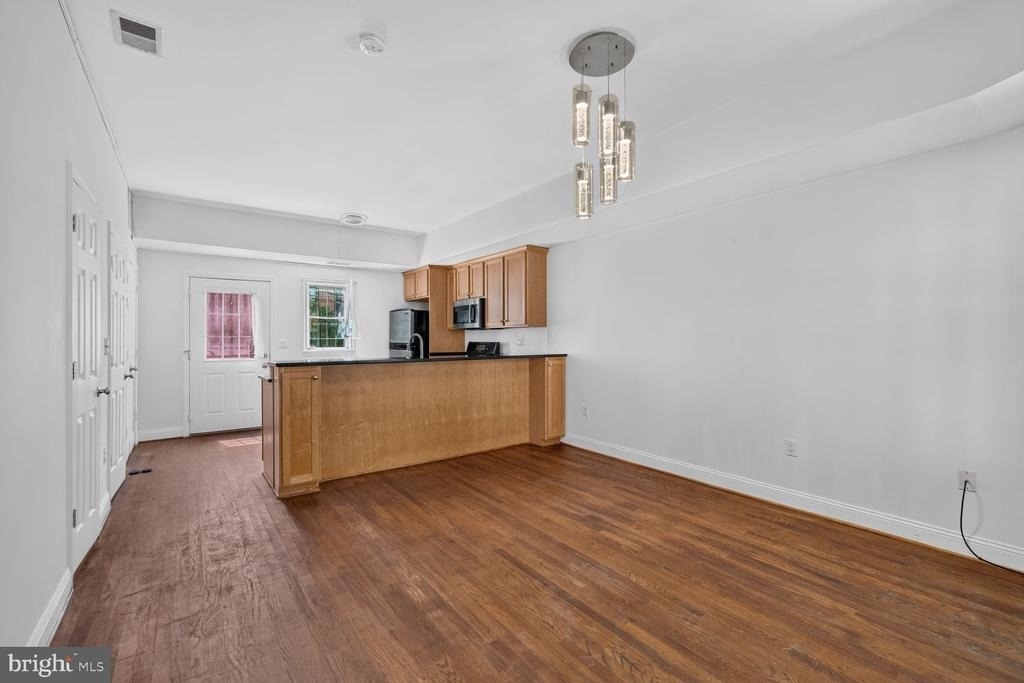 1408 Florida Avenue Nw - Photo 3