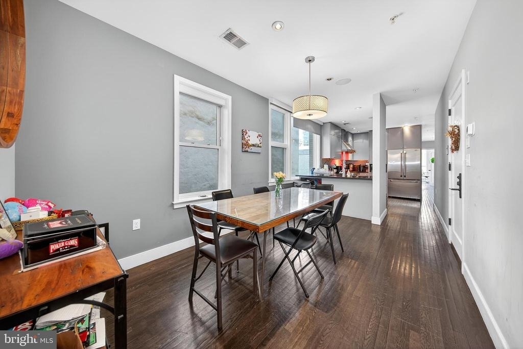 819 6th Street Nw - Photo 1