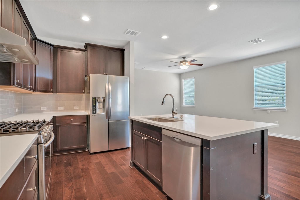 5412 Golden Canary Ln - Photo 10