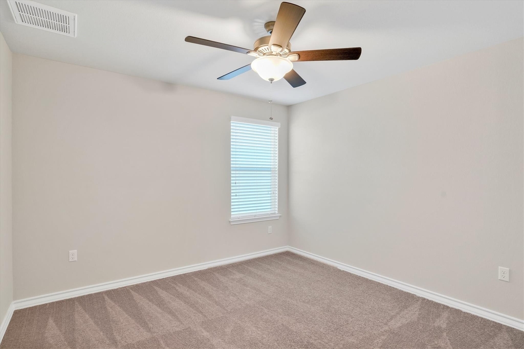 5412 Golden Canary Ln - Photo 15