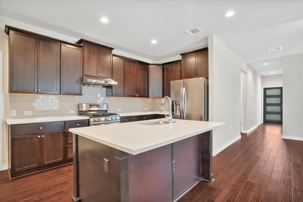 5412 Golden Canary Ln - Photo 9
