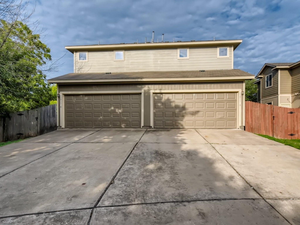 13913 Harris Ridge Blvd - Photo 24