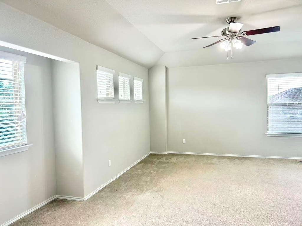 17612 Bridgefarmer Blvd - Photo 13