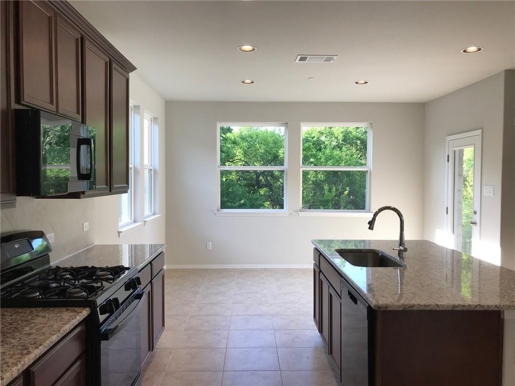 2800 Joe Dimaggio Blvd - Photo 5