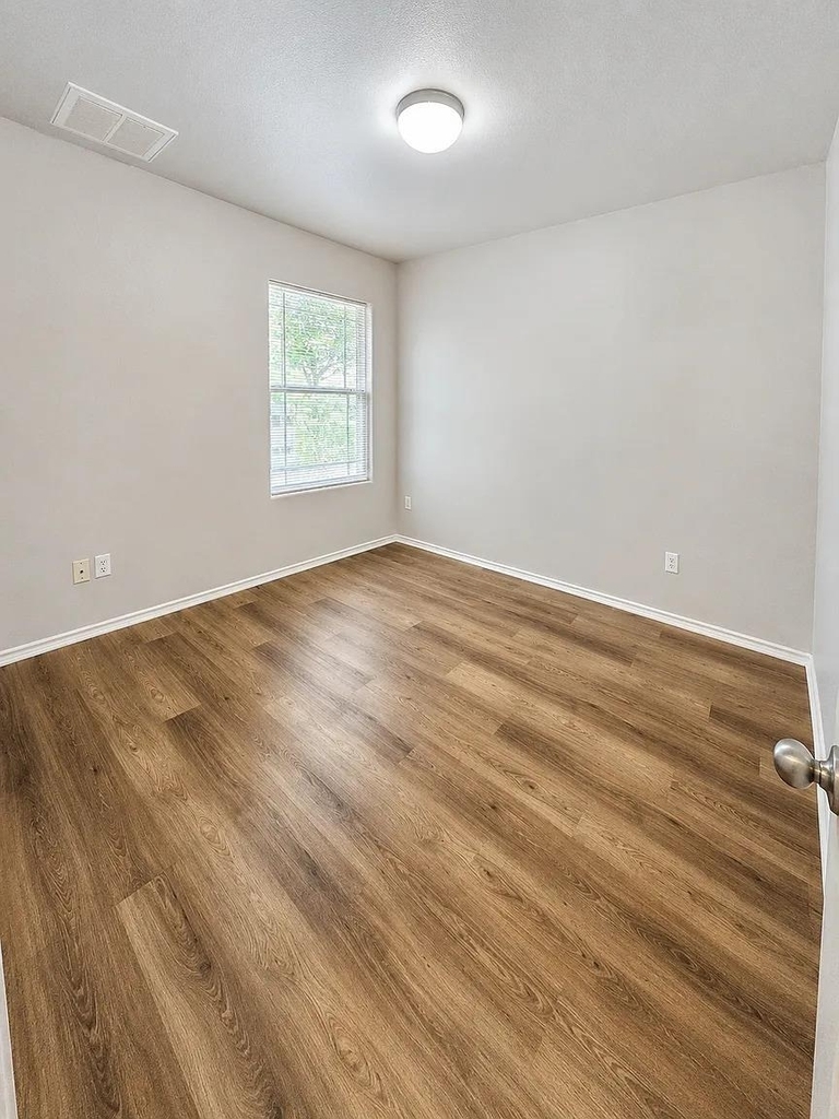 3101 Barksdale Dr - Photo 17