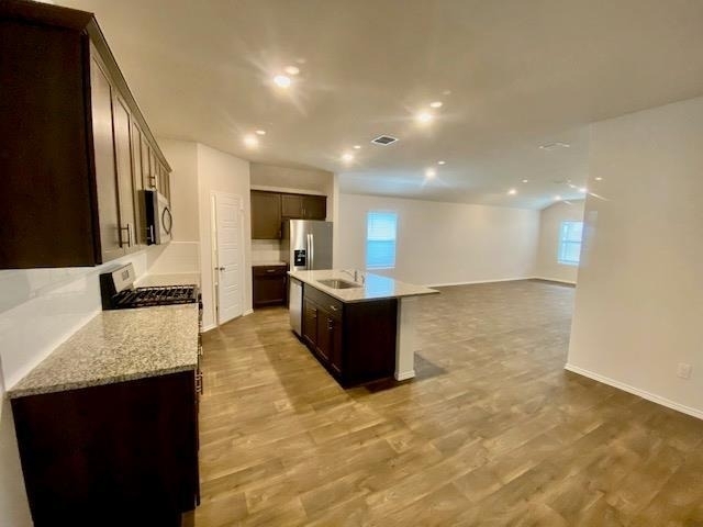 1733 James St - Photo 2
