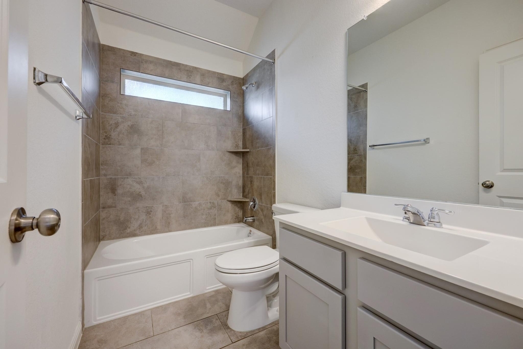 233 Abruzzi St - Photo 7