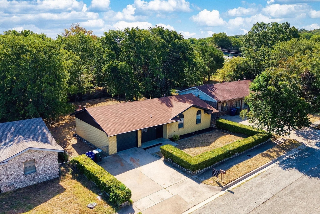 301 Carothers St - Photo 23
