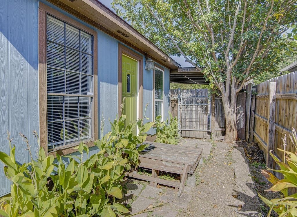 1807 Briar Hill Dr - Photo 27