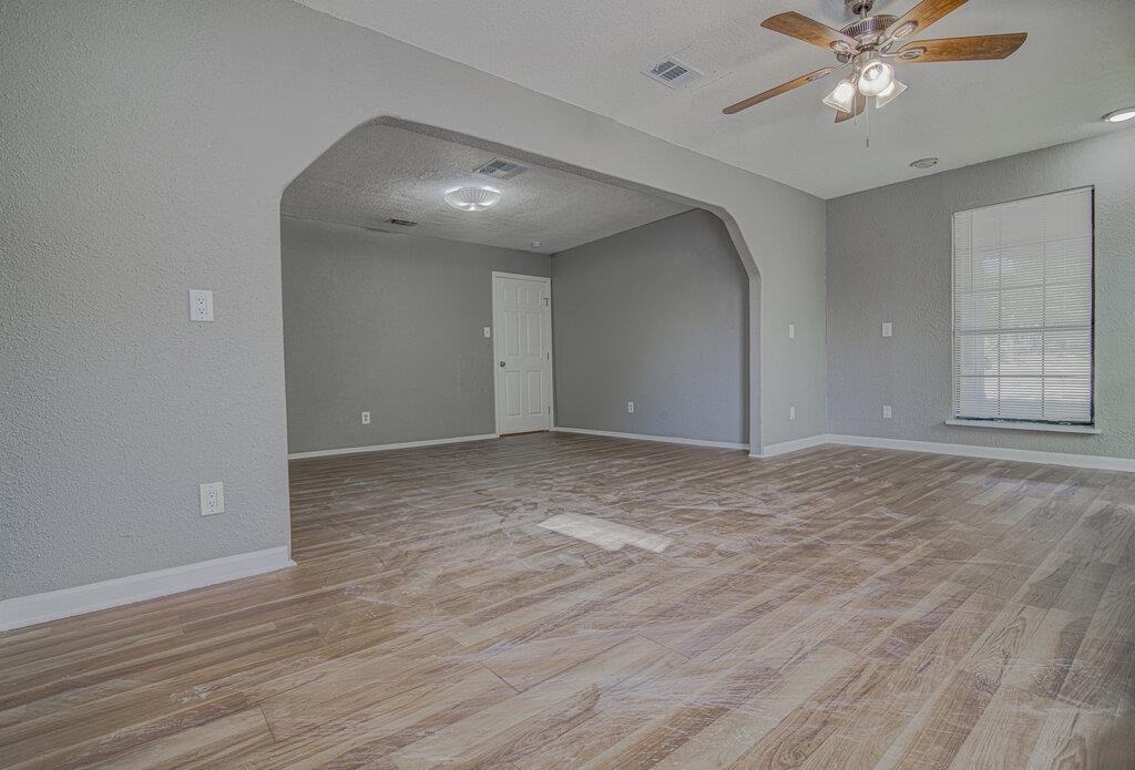 1807 Briar Hill Dr - Photo 15