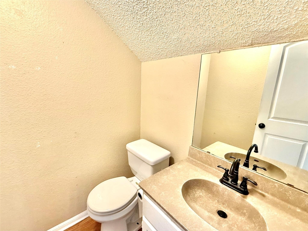 8811 Schick Rd - Photo 9