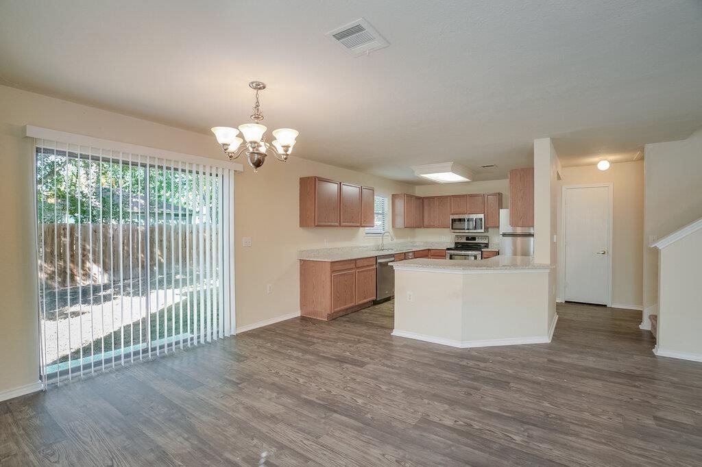 6812 Doyal Dr - Photo 4