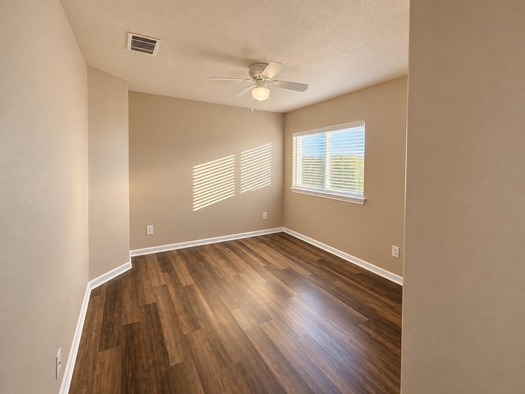 243 Devonshire Dr - Photo 10
