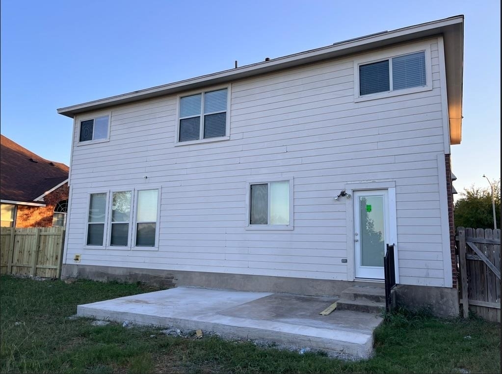 243 Devonshire Dr - Photo 8