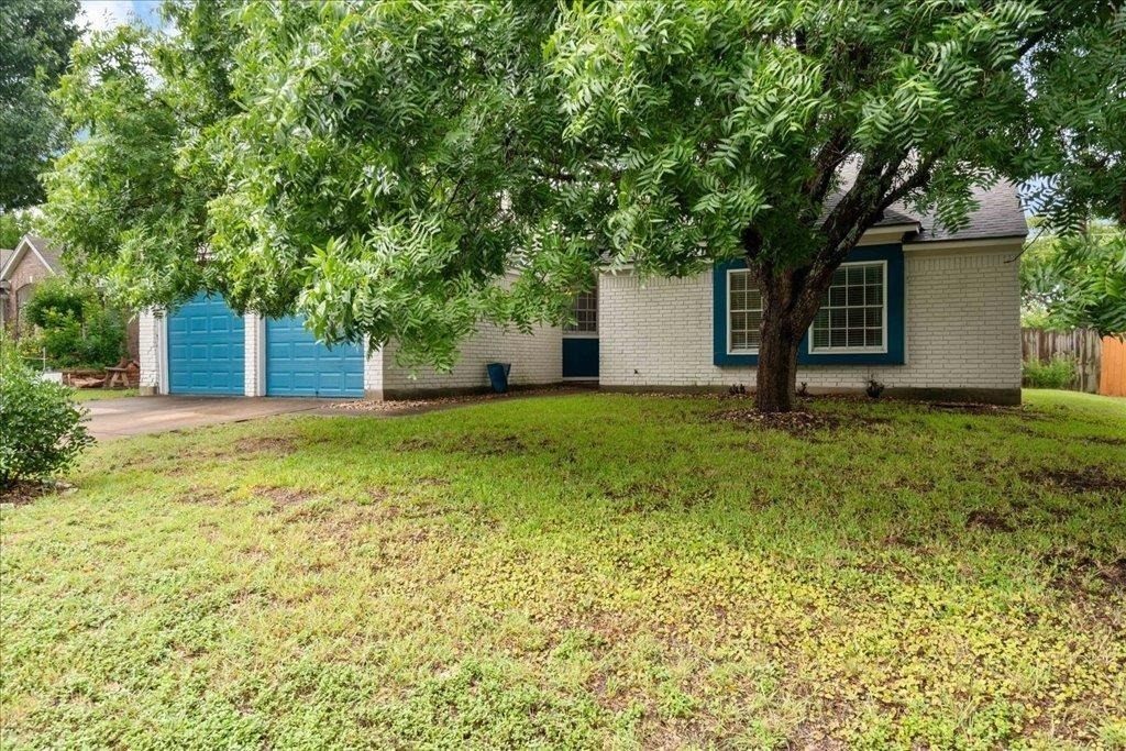2205 Cedar Branch Dr - Photo 1