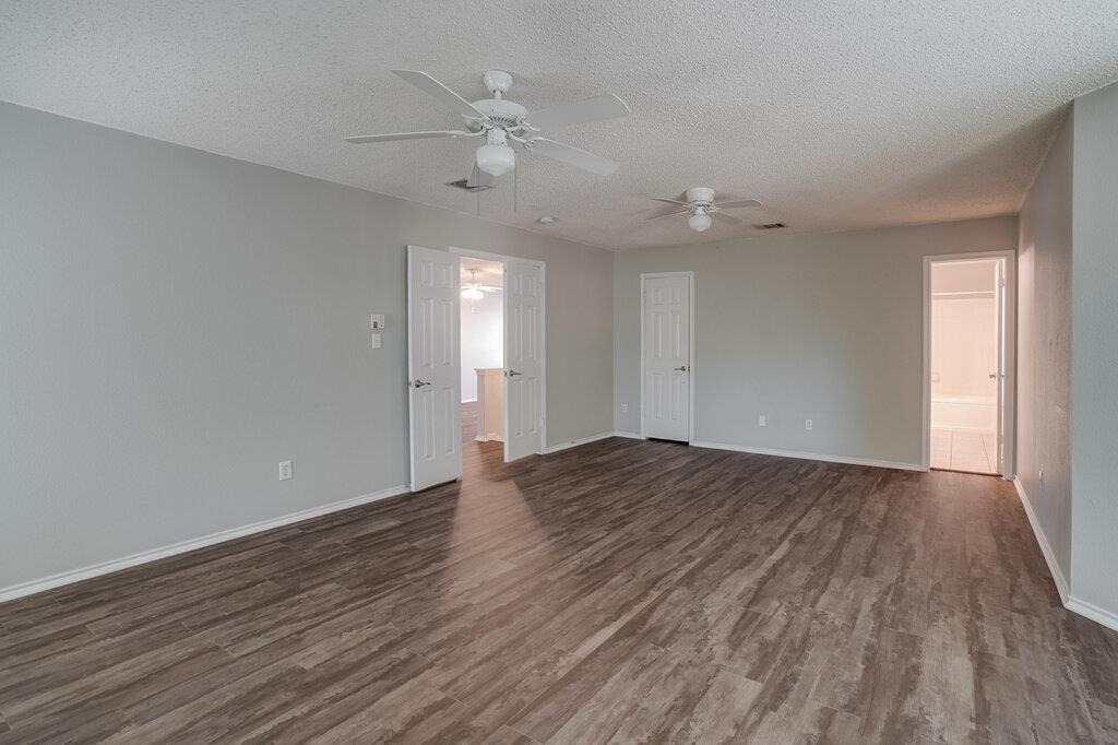 7903 Bramble Bush Dr - Photo 17