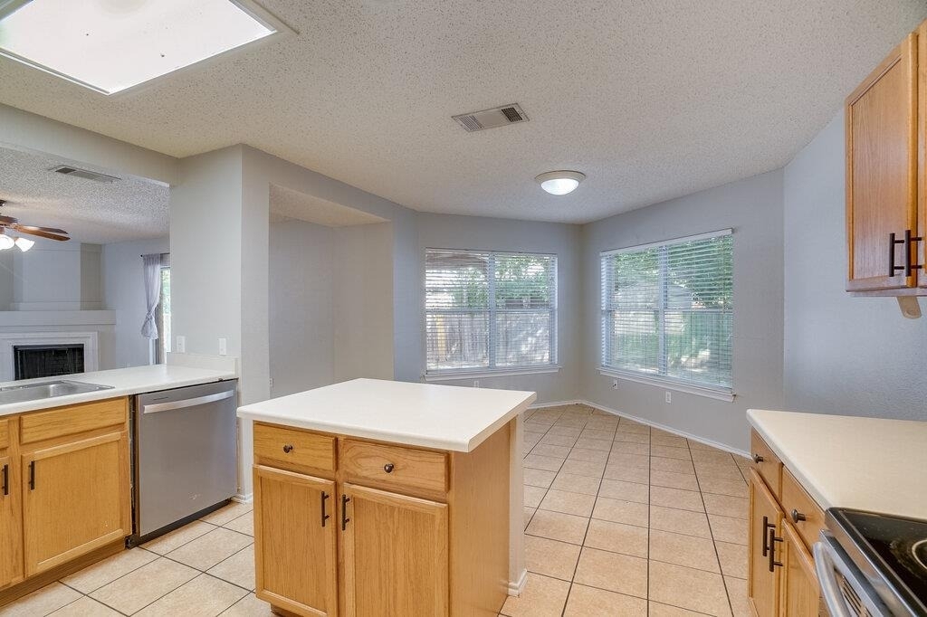 7903 Bramble Bush Dr - Photo 8