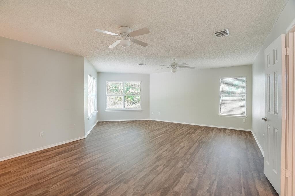 7903 Bramble Bush Dr - Photo 16
