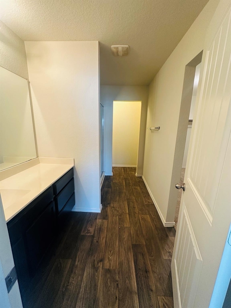 14915 Talus Rd - Photo 18