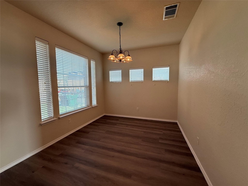 1529 Tonia Loop - Photo 5