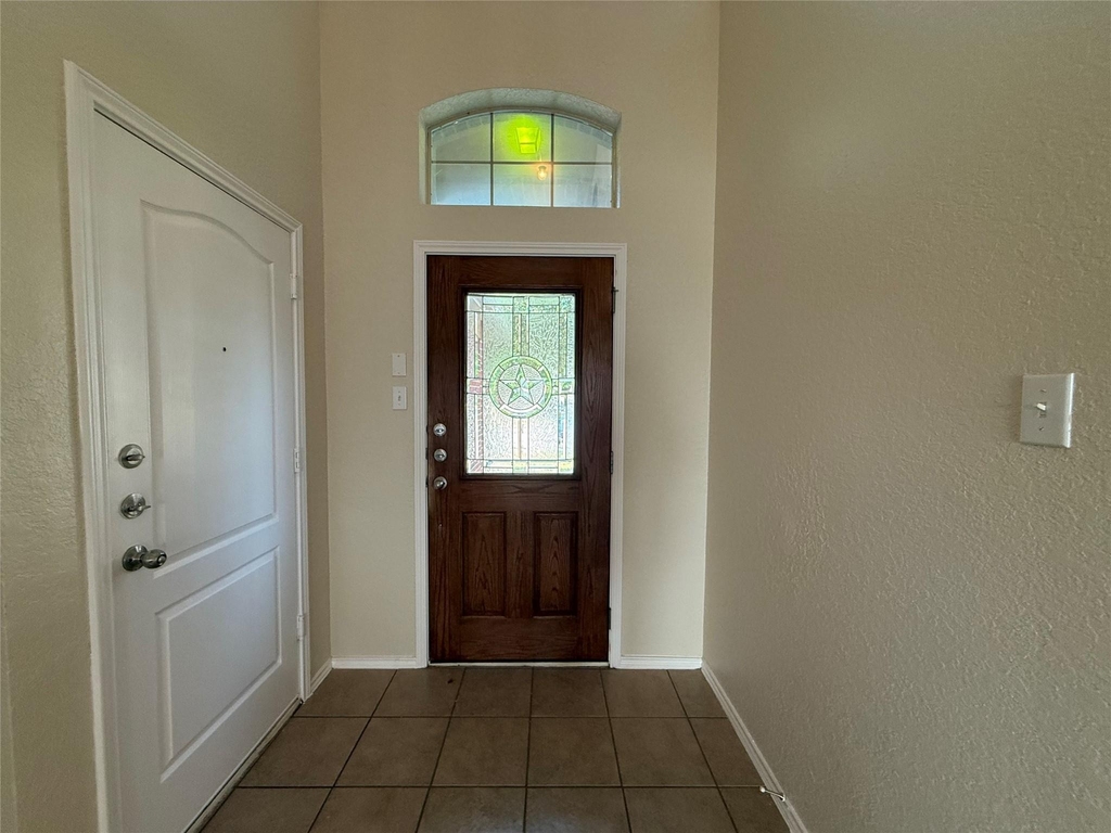 1529 Tonia Loop - Photo 1