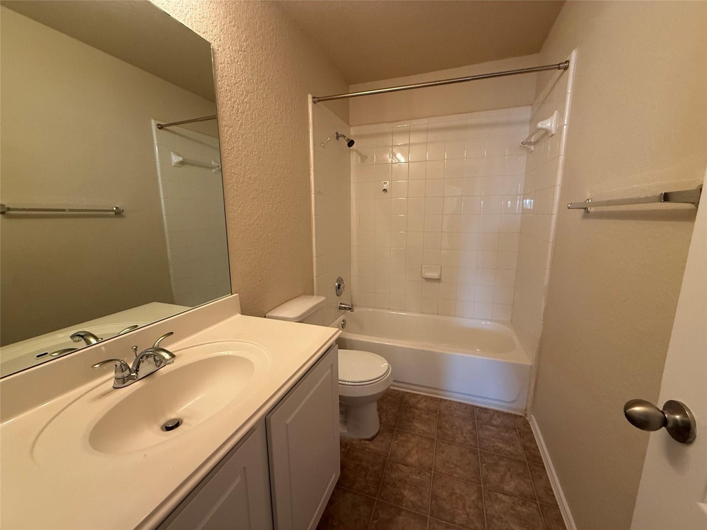 1529 Tonia Loop - Photo 11
