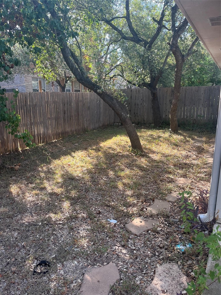 1704 Ascot Ln - Photo 15
