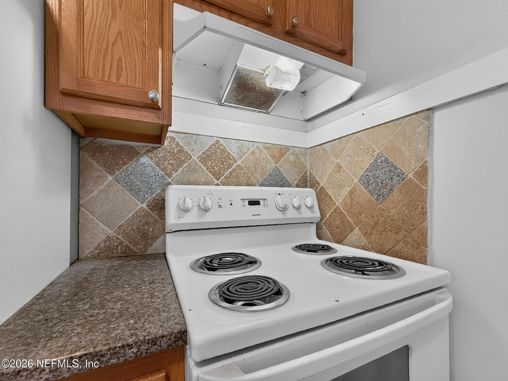 2736 Lydia Street - Photo 19