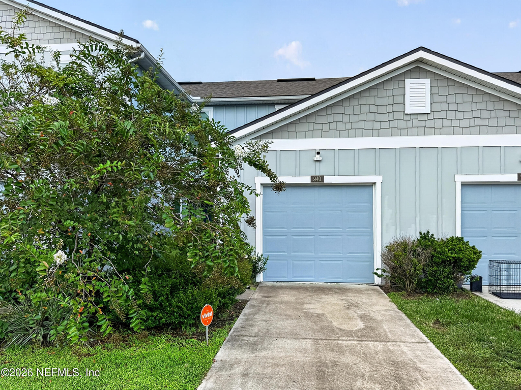 940 Capitol Parkway - Photo 1