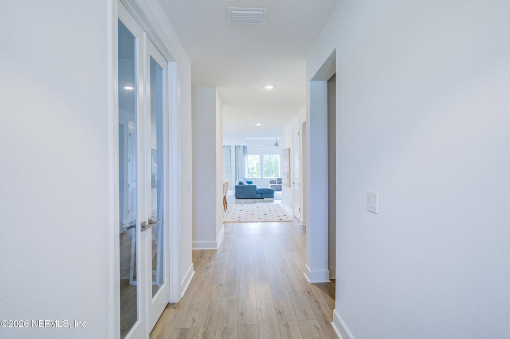 22 Amalia Way - Photo 25