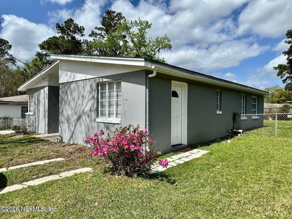 5255 Camille Avenue - Photo 11