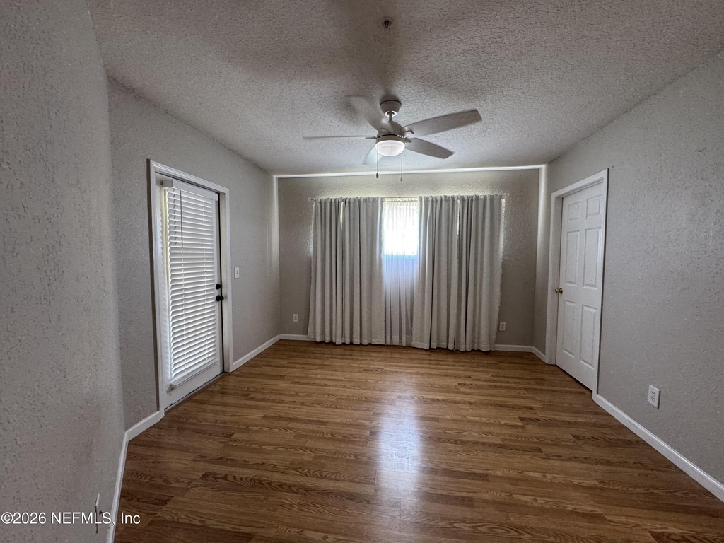 1701 The Greens Way - Photo 6