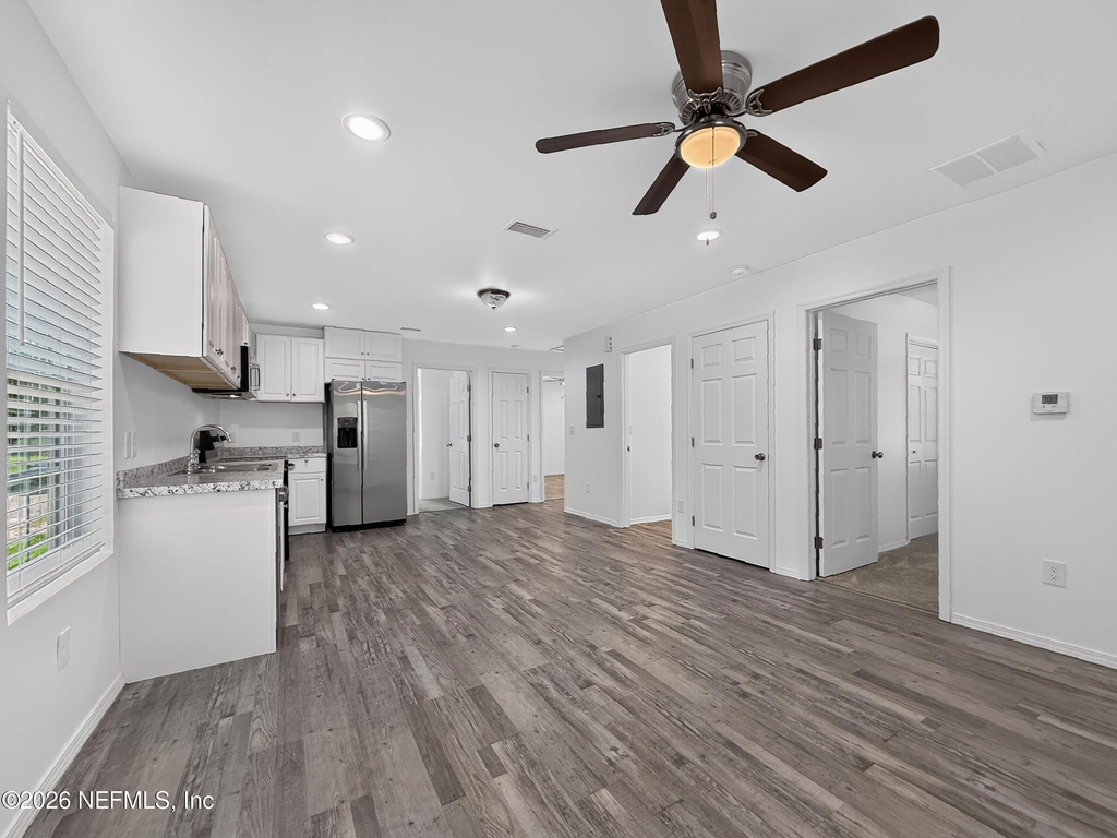 2220 Flesher Avenue - Photo 6