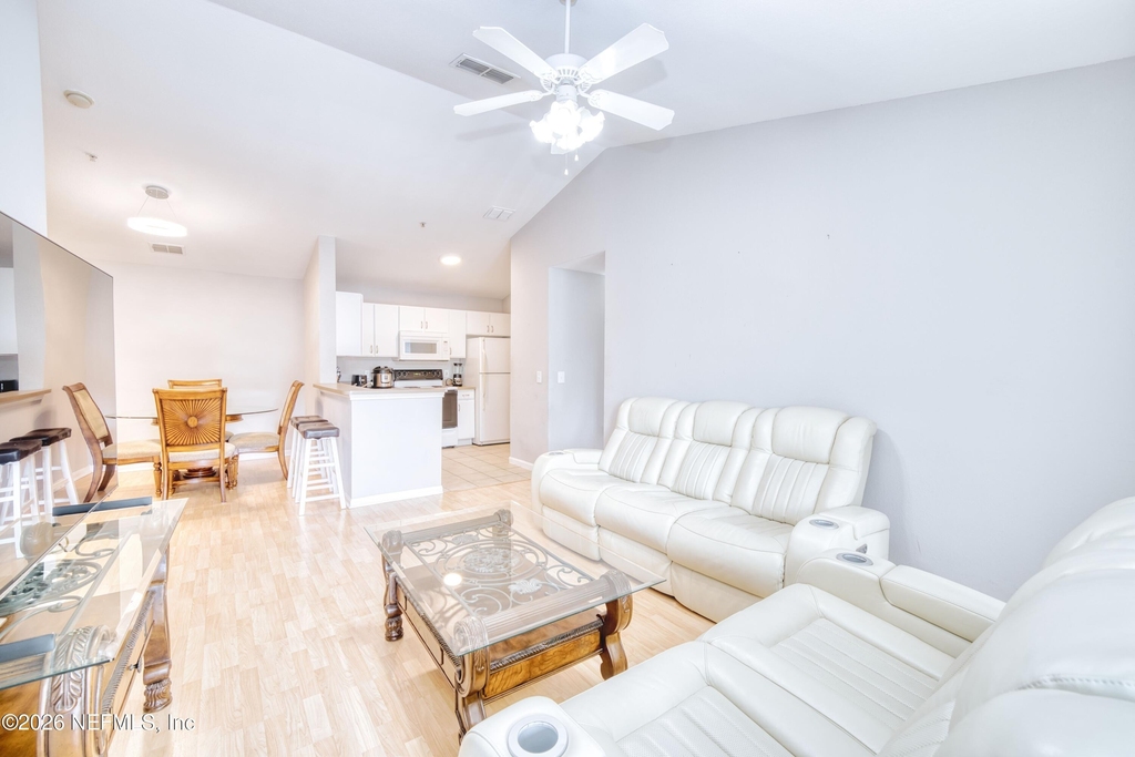 940 Village Trail - Photo 14