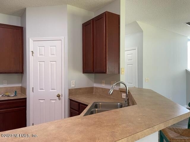725 Liberty Circle - Photo 13