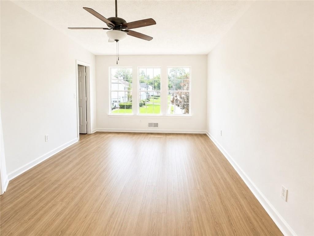 2095 Glynmoore Drive - Photo 9